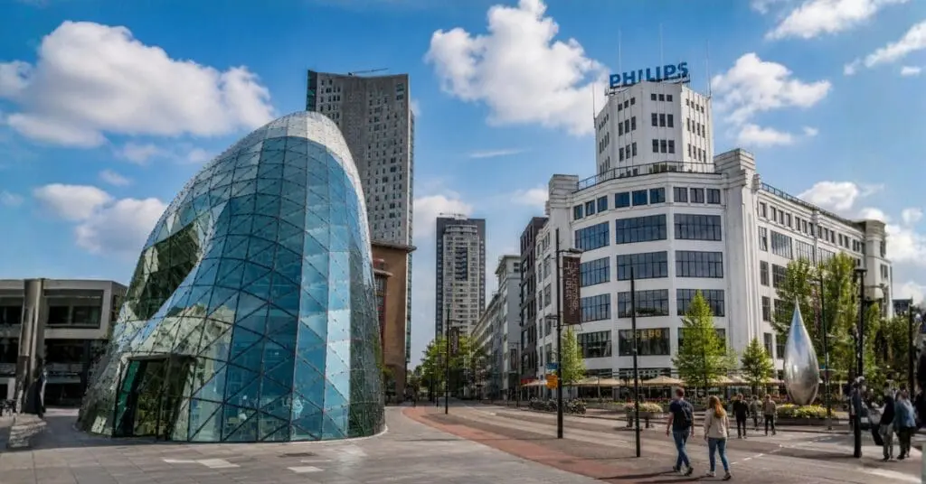 Modern residential area in Eindhoven – affordable houses and strong job market in the Netherlands